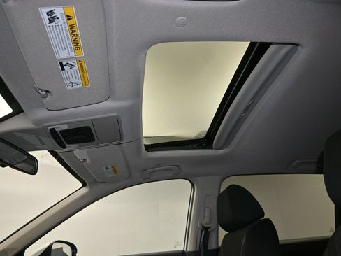 Certified 2026 Honda CR-V EX image 18