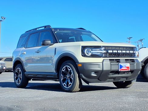 New 2025 Ford Bronco Sport Outer Banks AWD/4WD image 3