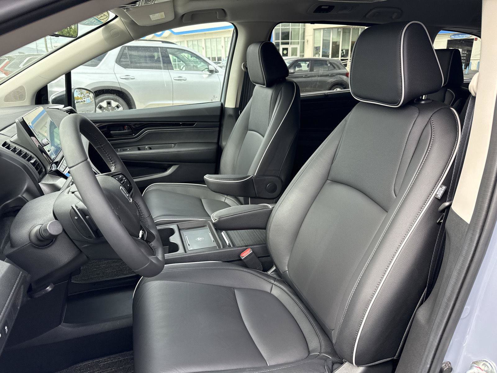 Certified 2026 Honda Odyssey Touring image 14