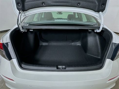 Certified 2024 Honda Civic Touring image 30