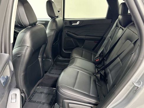 Used 2021 Ford Escape Titanium image 24