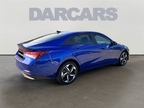 Used 2023 Hyundai Elantra SEL w/ Convenience Package FWD image 7
