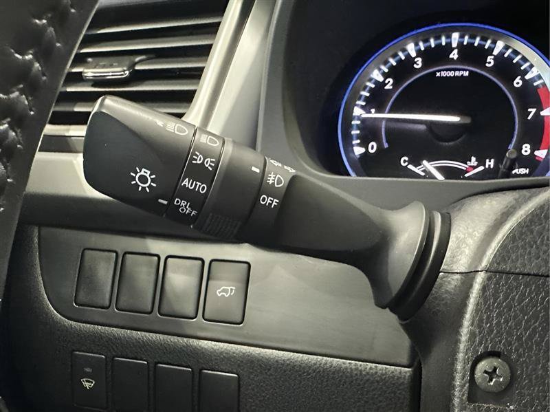 Used 2015 Toyota Highlander XLE AWD/4WD image 15