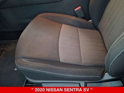 Certified 2020 Nissan Sentra SV FWD image 17