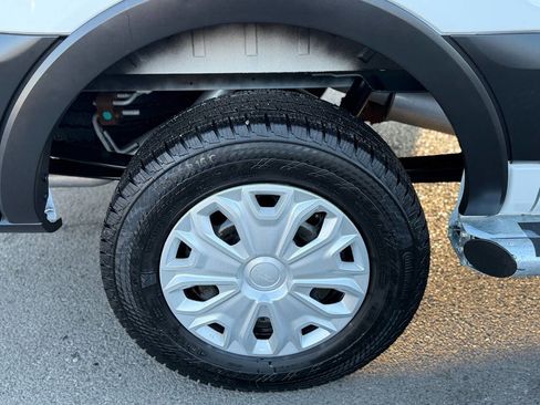 Used 2024 Ford Transit 250 Low Roof w/ Exterior Upgrade Package image 81