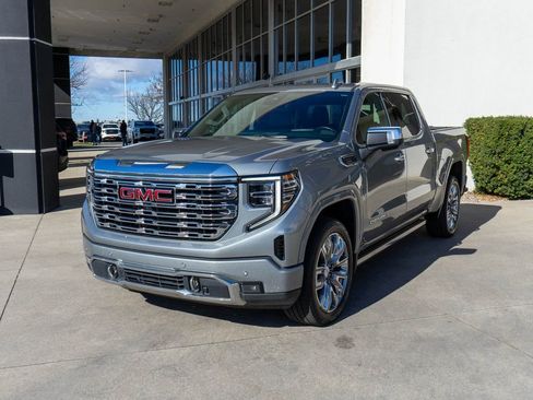Used 2024 GMC Sierra 1500 Denali w/ Denali Reserve Package image 3