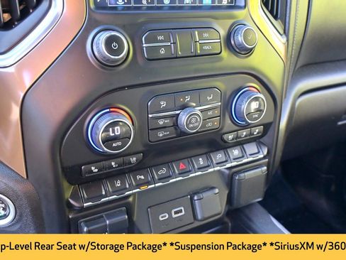 Used 2023 Chevrolet Silverado 2500 High Country image 11