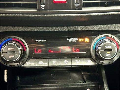 Used 2023 Kia Forte GT-Line w/ GT-Line Premium Package image 16