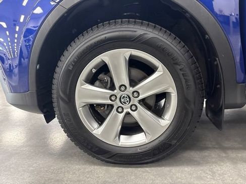 Used 2015 Toyota RAV4 XLE AWD/4WD image 23