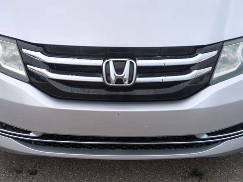 Used 2014 Honda Odyssey LX image 10