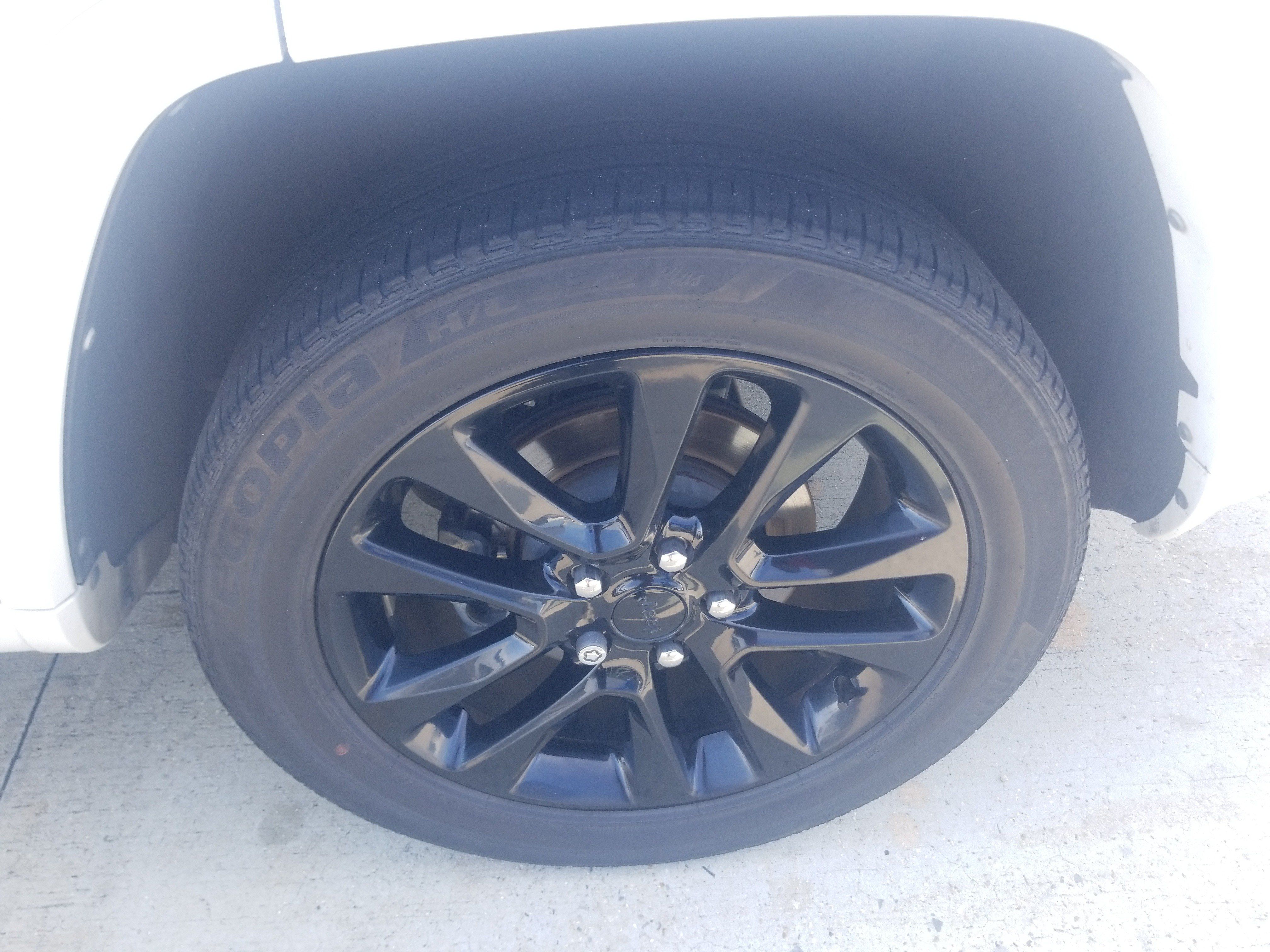 Used 2022 Jeep Grand Cherokee Laredo X RWD image 25