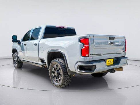 Used 2024 Chevrolet Silverado 3500 LTZ w/ LTZ Plus Package AWD/4WD image 8