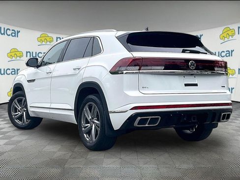 Used 2024 Volkswagen Atlas Cross Sport SEL R-Line AWD/4WD image 3