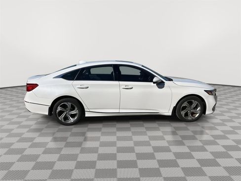 Used 2019 Honda Accord EX image 8