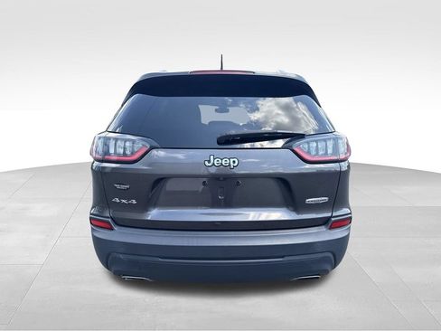 Used 2019 Jeep Cherokee Latitude Plus w/ Comfort/Convenience Group AWD/4WD image 7