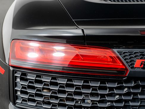 Used 2023 Audi R8 V10 performance image 10