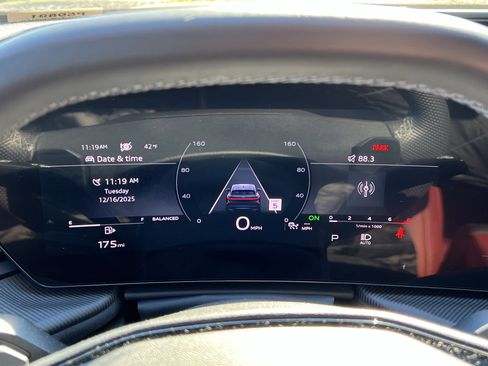 Certified 2025 Audi SQ5 Prestige image 21