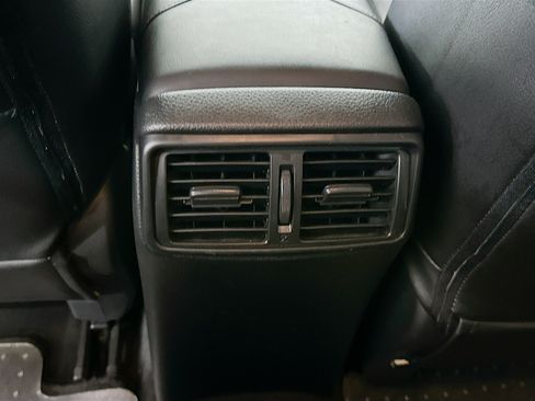 Used 2017 Nissan Rogue S w/ Appearance Package FWD image 25