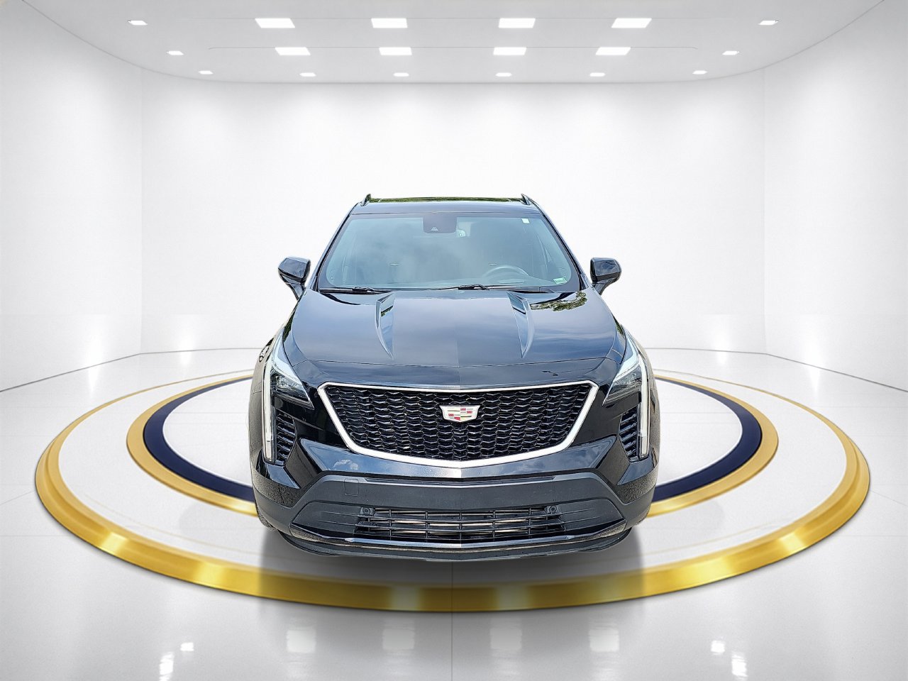 Used 2019 Cadillac XT4 Sport AWD/4WD image 2