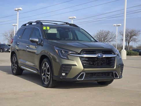 Used 2023 Subaru Ascent Touring image 3
