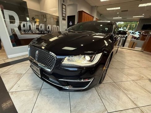 Used 2019 Lincoln MKZ Reserve w/ Reserve Plus Package image 18