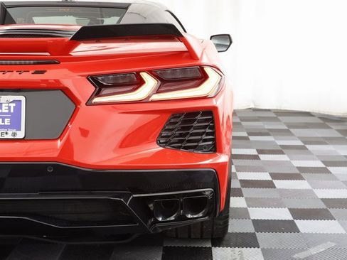 Used 2023 Chevrolet Corvette Stingray Premium Conv w/ Z51 Performance Package image 25