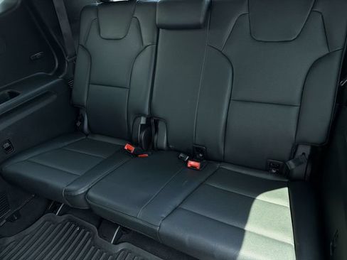 Used 2025 Kia Telluride EX X-Line AWD/4WD image 19