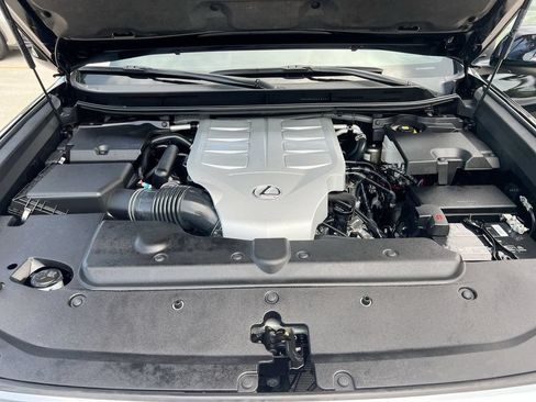 Certified 2023 Lexus GX 460 Premium AWD/4WD image 10