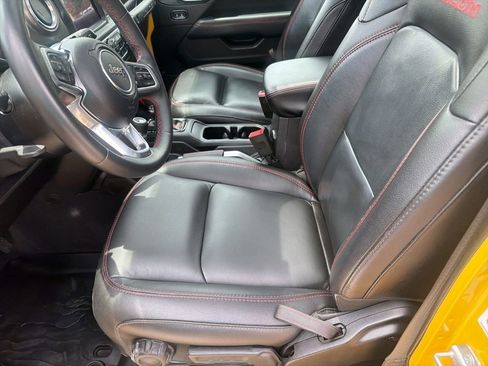 Used 2019 Jeep Wrangler Unlimited Rubicon AWD/4WD image 26