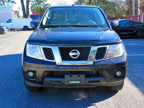 Used 2018 Nissan Frontier SV w/ Value Truck Package image 4