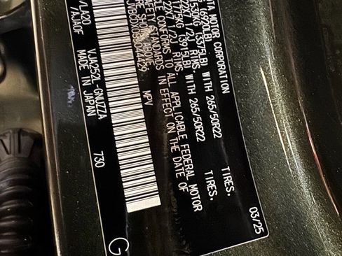 Used 2025 Lexus GX 550 w/ Accessory Package (2T) image 55