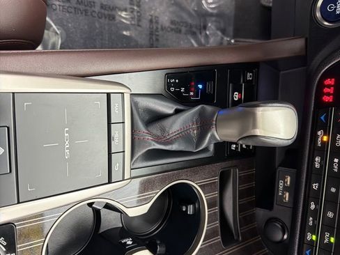 Used 2020 Lexus RX 450h AWD w/ Luxury Package image 16