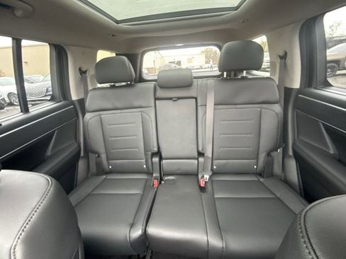 New 2025 Hyundai Santa Fe Limited AWD/4WD image 23