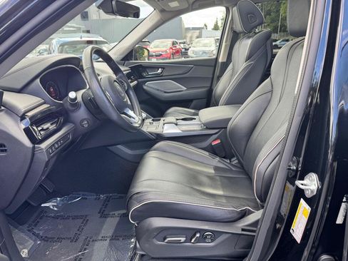 Used 2023 Acura MDX SH-AWD w/ Advance Package image 3