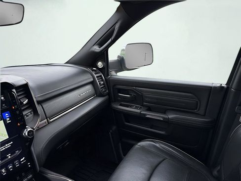 Used 2020 RAM 3500 Limited AWD/4WD image 23