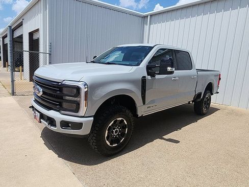 New 2026 Ford F250 Platinum w/ Tremor Off-Road Package AWD/4WD image 1