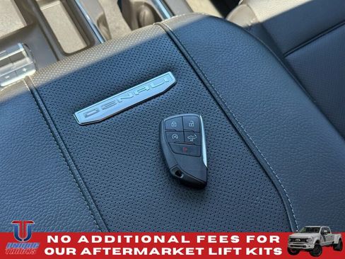 Used 2024 GMC Sierra 3500 Denali w/ Denali Reserve Package AWD/4WD image 35