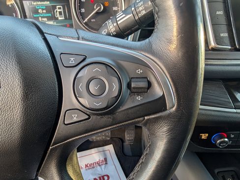 Used 2019 Buick Enclave Premium w/ Experience Buick Package image 16