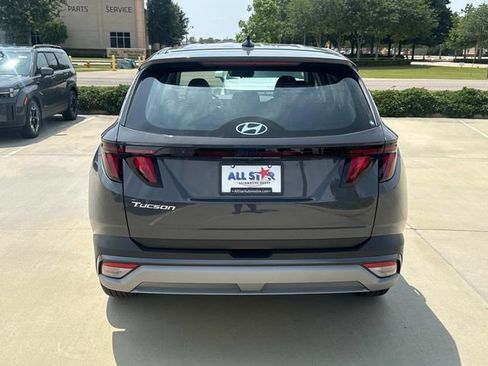 New 2026 Hyundai Tucson SE FWD image 9