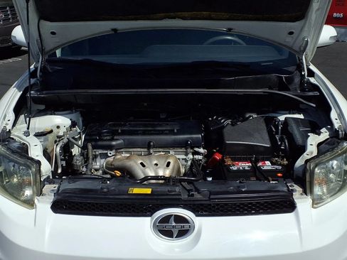 Used 2012 Scion xB FWD image 3