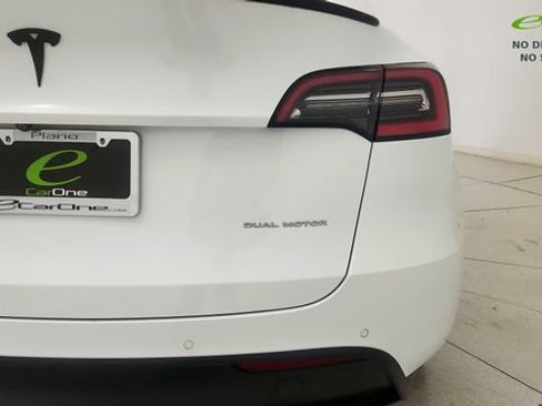 Used 2020 Tesla Model Y Long Range AWD/4WD image 27