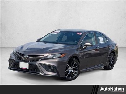 Used 2022 Toyota Camry SE w/ Carpet Mat Package (TMS)
