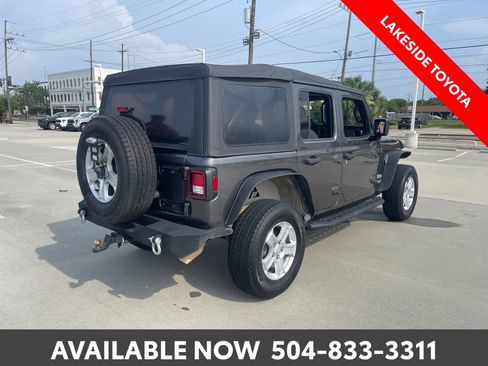 Used 2019 Jeep Wrangler Unlimited Sport S AWD/4WD image 5