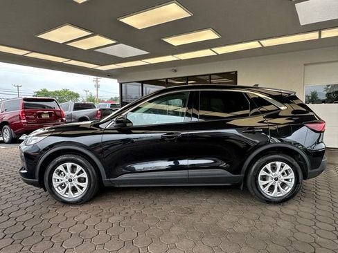 Certified 2023 Ford Escape Active w/ Tech Pack #2 FWD image 2