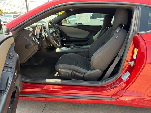 Used 2015 Chevrolet Camaro LS RWD image 9