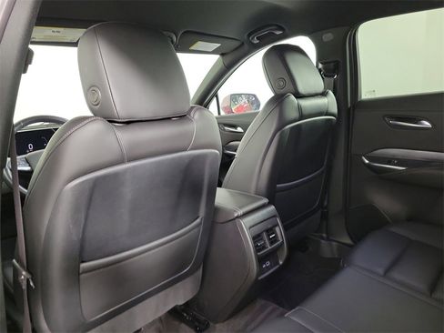 Certified 2024 Cadillac XT4 Premium Luxury image 13