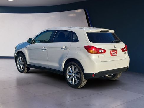 Used 2015 Mitsubishi Outlander Sport ES FWD image 3