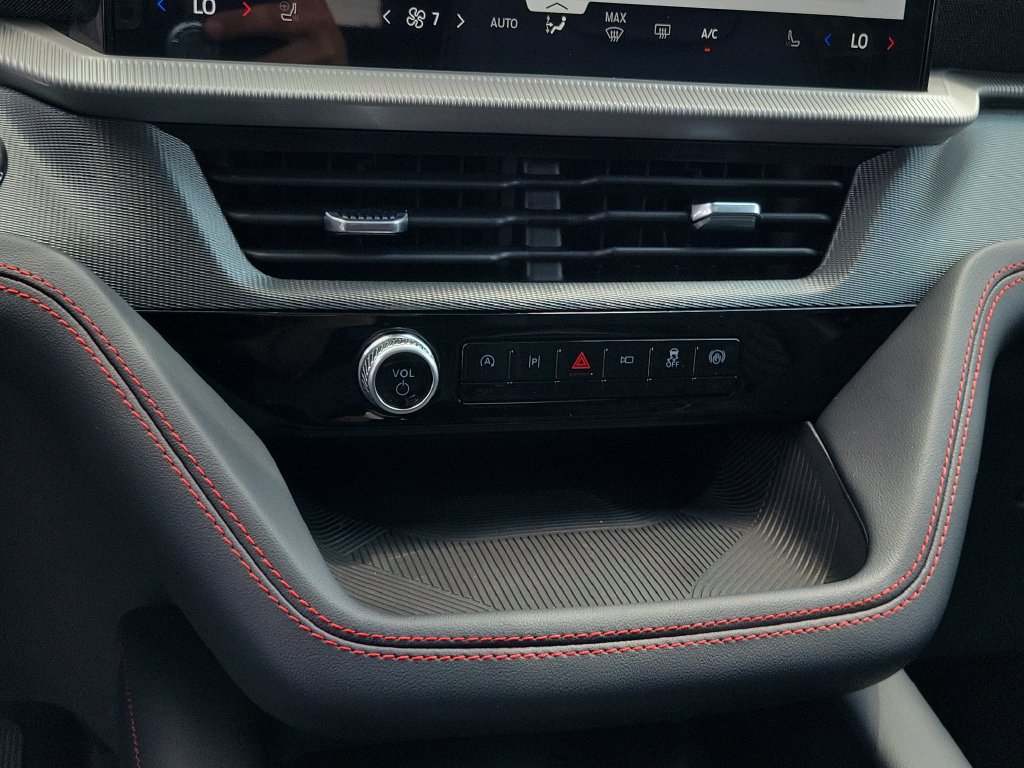 New 2026 Ford Explorer ST-Line w/ ST-Line Street Pack AWD/4WD image 28