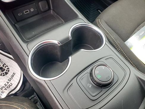 Used 2019 GMC Terrain SLE image 14