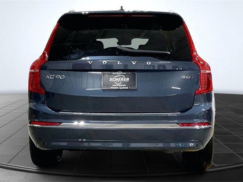 Certified 2024 Volvo XC90 B6 Ultimate w/ Lounge Package image 5